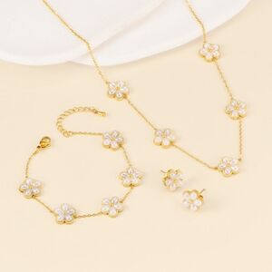 18K Gold-Plated Flower Jewelry Sparkling Zirconia Flower 4 Piece Gift Set
